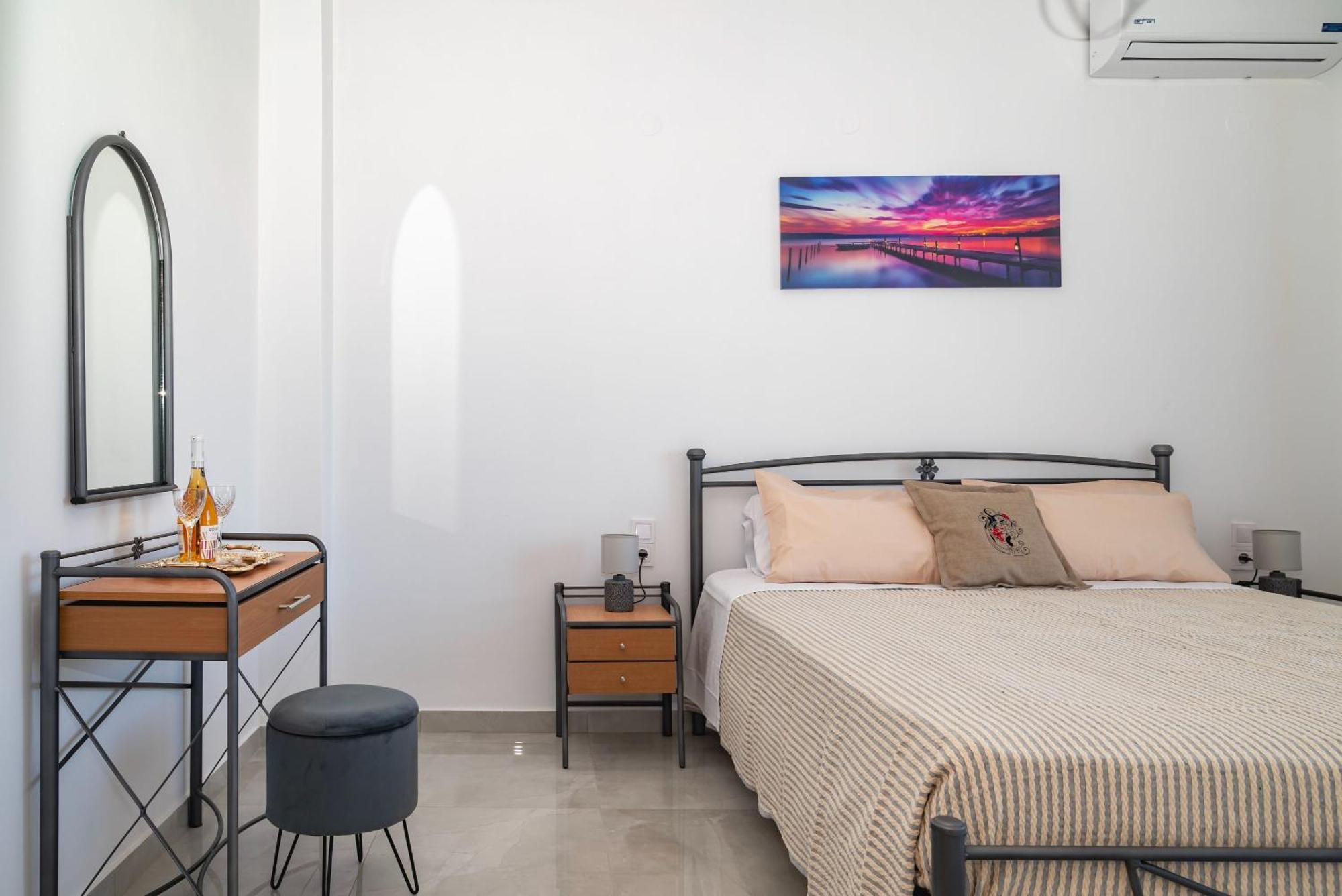 Irene Cozy Apartment In Kremasti Ngoại thất bức ảnh