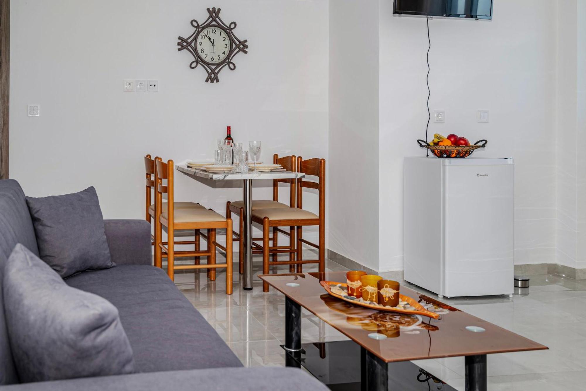 Irene Cozy Apartment In Kremasti Ngoại thất bức ảnh